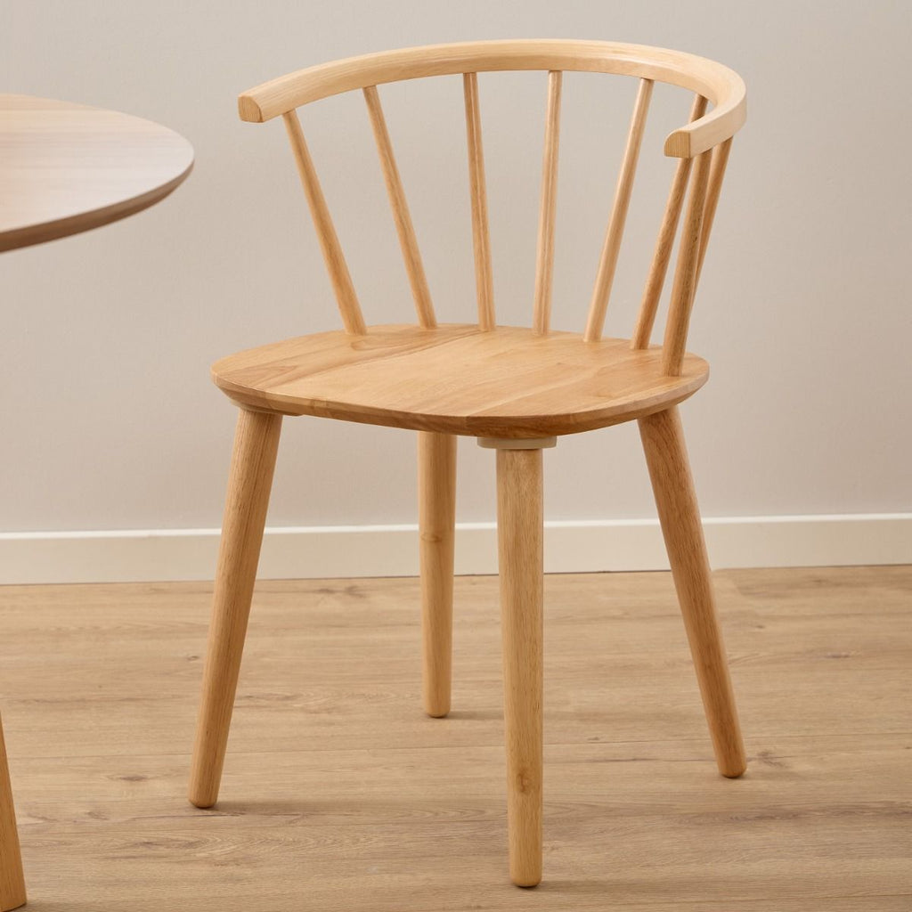 Nagano Round Dining Table in Oak includes 4 Ida Dining Chair in Oak